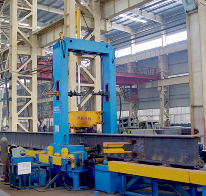 H型鋼組立機(jī).jpg H型鋼組立機(jī).jpg