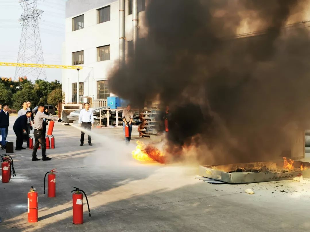 生命無(wú)演習(xí) 消防演練實(shí)打?qū)? title=