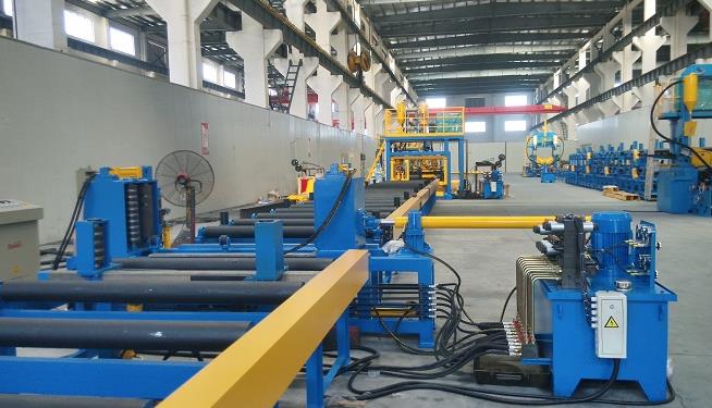H型鋼臥式生產(chǎn)線進行中設(shè)備有哪些