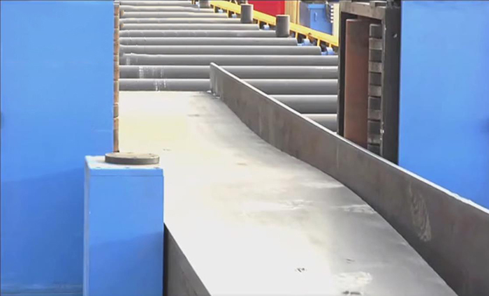 高效臥式H型鋼自動(dòng)生產(chǎn)線