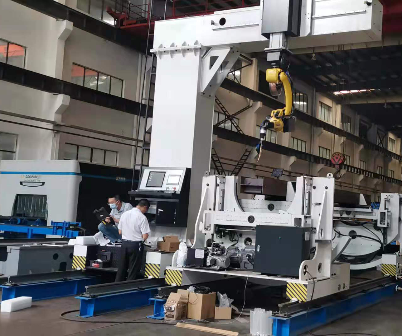 洲翔懸臂機器人焊接工作站